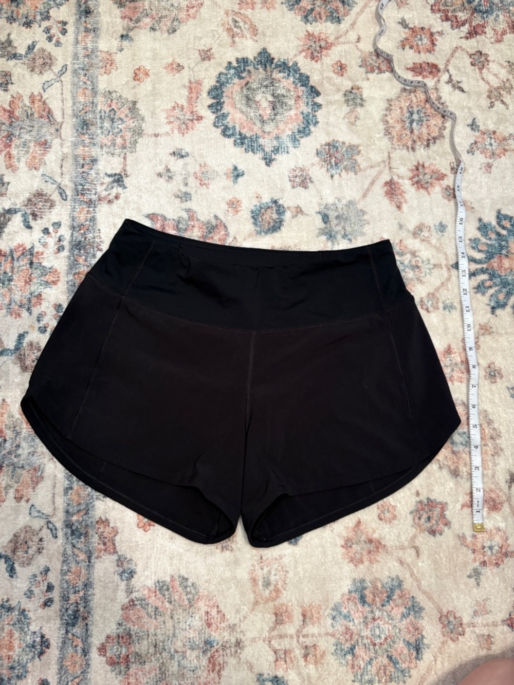 lululemon athletica Speed Up High Rise Short 4”-Black